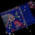 Sciarpa blu con ricamo floreale e nappe, elegante scialle pashmina per le donne - Blu Reale