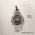 Vue détaillée du pendentif couronne avec dimensions 36mm x 20mm et poids 6,2g - Couronne Argent Antique
