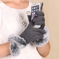 Dark grey thermal gloves with faux fur trim and touch screen function for women - Fleece Chevron - Grey