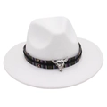 Détail du chapeau en laine blanche avec ruban ethnique et ornement de crâne de taureau - Blanc (Taureau Ethnique)