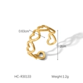 Detail shot of hollow heart-shaped gold ring showing 2cm inner diameter and dimensions - Gold Hollow Linked Hearts Style (HC-R30133)