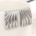 Minimalist silver shell texture metal hoop earrings with elegant pleated design - Shell Texture Style (N-515) / 50 White K