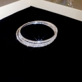 Macro-detail van de driedelige zilverkleurige tennisarmbandset met schitterende zirkonia - Zilver-3 Cirkels (3#HB3099)