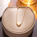 Elegante 18k Roségold Halskette mit Herzanhänger und Love Forever Gravur in einer Box - Roségold