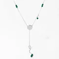 Collar en Y plateado con cuentas estilo turquesa y colgante de metal martillado - Plateado
