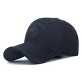 Berretto da baseball scuro con ricamo aquila e testo Free Spirit sulla visiera curva - Blu navy / Regolabile
