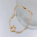 Pulsera de cadena chapada en oro elegante con corazón de circón y un delicado colgante de perla - Pulsera de circonita hueca (G3249)