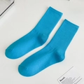 Vibrant blue ribbed cotton crew socks with elastic cuffs and vertical knit pattern - One Size / Light Blue
