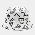 Detalle de gorro de pescador de lona blanca con letras graffiti negras y corazones - M (56-58cm) / Letras de Grafiti Blancas (2#)