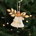 Campanella di Natale bianca con foglie dorate, pompon e scritta Joyeuses Fêtes - Campana Bianca