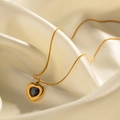 Collana in acciaio al titanio con ciondolo a cuore nero su elegante catena dorata donna - Solo Collana a Cuore 029 / Oro