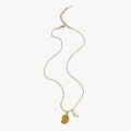 Collar dorado con moneda de caracola y perla de agua dulce con cadena de serpiente - Caracola Redonda con una Perla