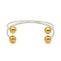 Minimalistische dubbellaagse open armband in zilver met vier gepolijste gouden bollen - Goud & Zilver Gemengde Armband (SA1080)