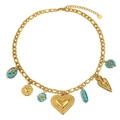 18K vergoldete Halskette mit strukturierten Herzanhängern und blauen Glasperlen auf Gliederkette - Vintage Polka Dot Herz Multi-Anhänger (N3755) / Gold