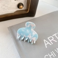 Elegant light blue marble pattern acetate hair claw clip on a gray book background - 4cm / Sky Blue