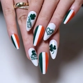 St. Patrick's Day künstliche Nägel mit grünem Kleeblatt-Design und Stiletto-Form - St. Patrick's Day Kleeblatt Herz Stil (JP2302)