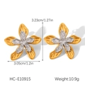 Detail showing dimensions of two-tone flower earrings in gold and silver finish - Two-Tone 3D Flower Stud Earrings (HC-E10915)