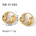 Close-up of chunky gold-plated fluid hoop earrings showing 2.6cm dimensions and mirror finish - Smooth Hoop Style (NB-E1285)