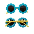Kids flower-shaped sunglasses with bright blue frames and yellow temples in C41 style - Kids / C41 Blue Frame Yellow Temple