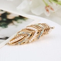 Eleganter goldener Feder-Haarclip mit Kunstperlen und bunten Strasssteinen für Damen - Goldene Feder (S223-1)