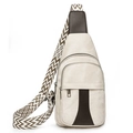 Sac de poitrine crème chic avec garniture brune et bandoulière géométrique - Blanc Cassé