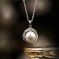 Silver pearl necklace featuring a round pearl surrounded by micro-inlaid diamonds - Silver - Wrapped Pearl Necklace (O-chain)
