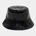 Detalle del sombrero de pescador en cuero PU láser negro con acabado holográfico brillante - M (56-58cm) / Negro