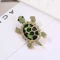 Verde Smeraldo. Dimensioni: Circa 57 X 4 Cm. Peso: 17 Grammi.
