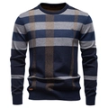 Pull pour homme à col rond avec un motif à carreaux bleu marine, gris et ocre tricoté - S / Bleu marine