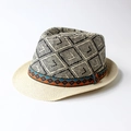 Cappello di paglia beige con trama nera e fascia etnica colorata per uomo e donna - M (56-58cm) / Nero a Quadri Etnici