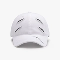 Cappellino da baseball bianco in cotone invecchiato con strappi e fodera nera a contrasto - Bianco