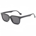 Gafas de sol cuadradas negras clásicas con lentes gris oscuro de estilo vintage - Montura Negra Lentes Gris Negro