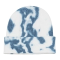 Nahaufnahme der blau-weißen Batik-Strickmütze mit Rippenmuster und Umschlag-Design - M (56-58cm) / Blau/Weiß Batik