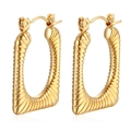 Minimalistische vierkante gouden oorringen met gestructureerde afwerking voor dames - Geometrisch Trapezium Goud (MS-272)