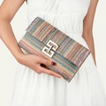 Pochette a busta in paglia intrecciata colorata con chiusura in metallo argento da donna - 27x15x2CM / Colorato