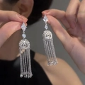 Zilveren geometrische ruit oorbellen met sprankelende strass en lange kwastjes - Zilver (925 Sterling zilveren oorbelstift)