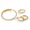 Schmuckset aus 18k vergoldetem Edelstahl mit quadratischen Strasssteinen und Armreif - Weißes Edelstein-Set