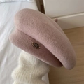 British style wool beret hat for women in rose pink with chic metal brand tag - Pink