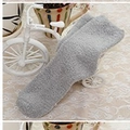 Flauschige Korallenfleece-Schlafsocken für Herren in Grau aus weicher Mikrofaser - Einheitsgröße / Damen Grau