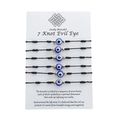 Vista de detalle del set de 6 pulseras de ojo turco con siete nudos en tarjeta de regalo - Negro