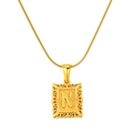 Gouden rechthoekige ketting met letter N en fijne vintage getextureerde randen - Letter N (Slangenketting)