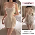 Elegante set lingerie in pizzo crema con sottoveste in raso e perizoma coordinato - Taglia unica / Bianco