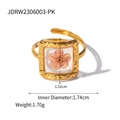 Anello quadrato dorato con intarsio di fiori secchi rosa e specifiche tecniche - Stile Fiore Pressato Rosa Quadrato (JDRW2306003-PK)