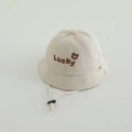 Détail du chapeau bébé en velours côtelé avec broderie ours et mentonnière réglable - 48-50cm (1-2 ans) / Style Tête d'Ours Lucky / Blanc Cassé