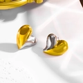 Εντυπωσιακά δίχρωμα σκουλαρίκια καρδιά 18K σε χρυσό και ασημί με γυαλιστερό φινίρισμα - Stud σκουλαρίκια / Δίχρωμα Σκουλαρίκια Καρφωτά