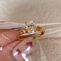 Gold s925 silver ring featuring an oval cut gemstone and vertical textured grooves - Oval Stripe