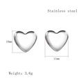 Polierte Herz-Ohrstecker aus Edelstahl in Silber-Optik mit Maßen 10mm x 11mm - Silber