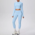 Ensemble de yoga bleu ciel deux pièces avec haut zippé à manches longues et passe-pouces - Bleu ciel