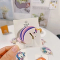 Dettaglio del fermaglio per capelli unicorno glitterato con sfumature rosa e viola - Unicorno Stile 5