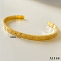 Goldener 5mm Armreif mit geometrischen Sternenmustern und kleinen klaren Kristallen - Goldener geometrischer Sternenmuster-offener Armreif (A1168)
